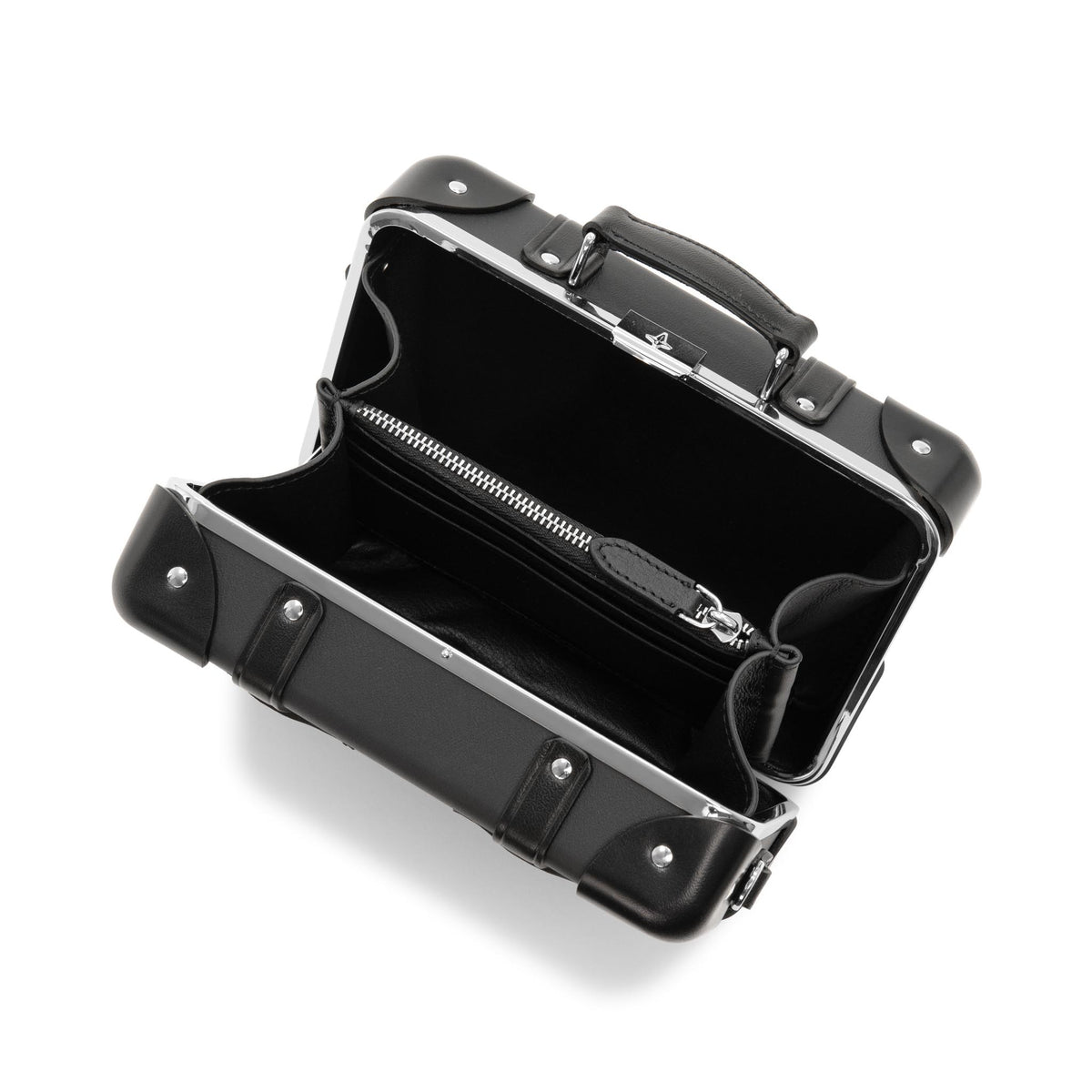 レザークラフテッド · マイクロケース | ブラック/ブラック/クロム