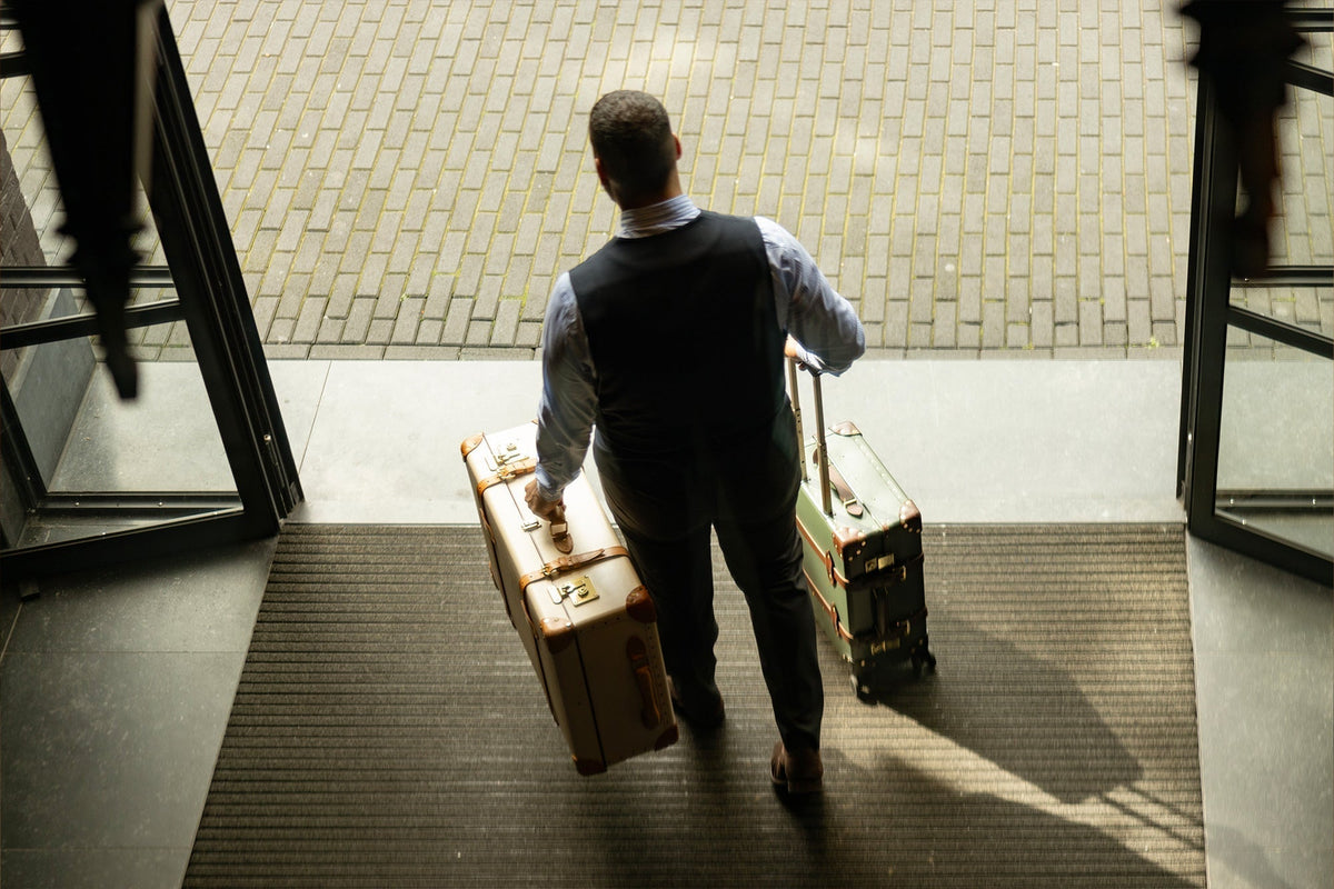 旅のプロが解説。海外旅行におすすめのスーツケース5選と選び方