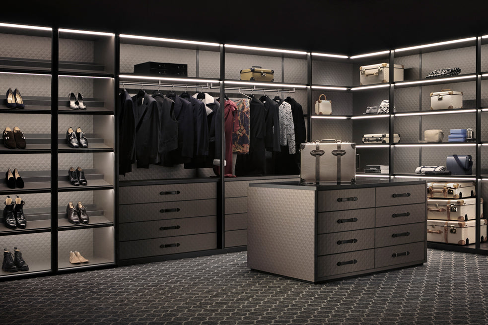 The Wardrobe for GLOBE-TROTTER by Molteni&C