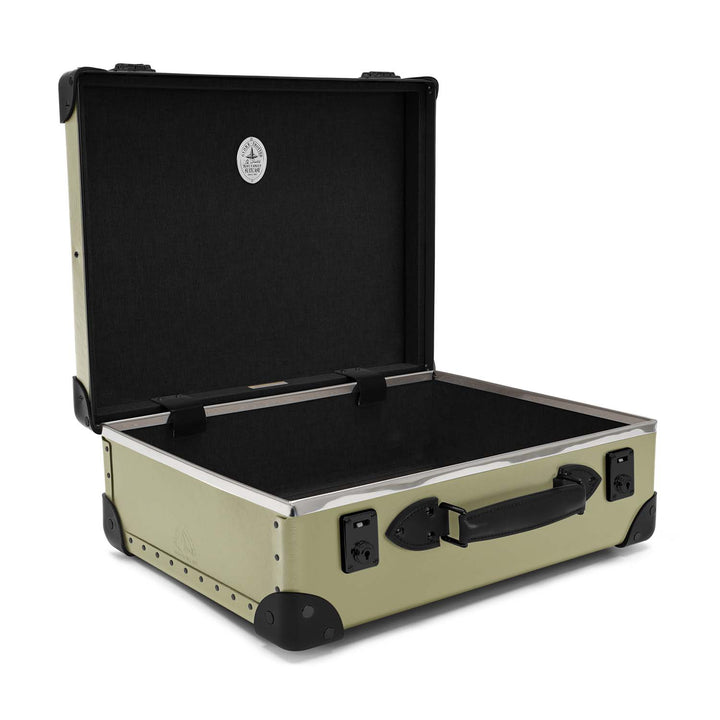 センテナリー · エアキャビン | オリーブ/ブラック/ブラック