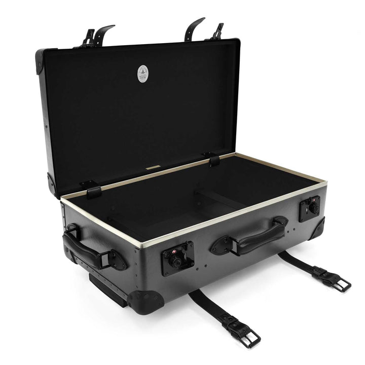 センテナリー · ミディアム チェックイン | チャコール/ブラック/ブラック