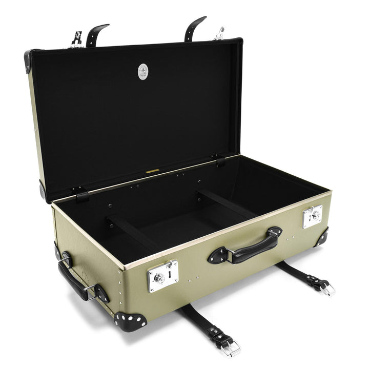 センテナリー · ラージチェックイン | オリーブ/ブラック/クロム