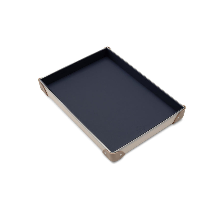 ホームコレクション · A4 トレイ | チョーク/モス/クロム – first image