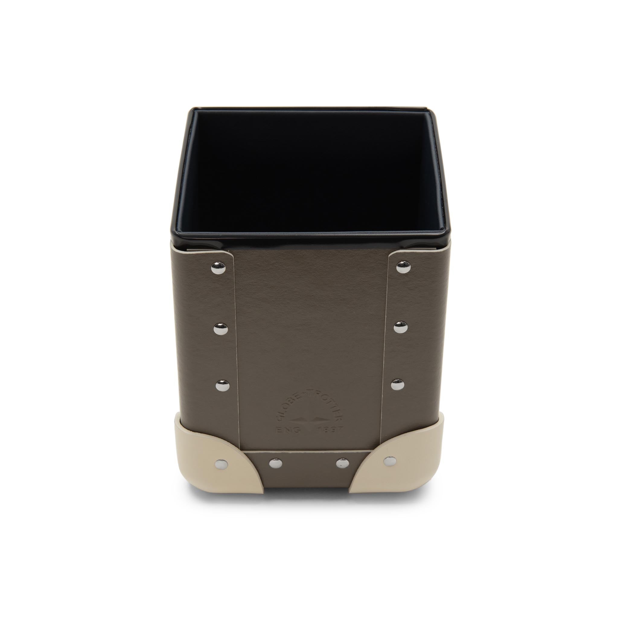 ホームコレクション · ラージペンホルダー | ノーブルブラウン/アイボリー/クロム