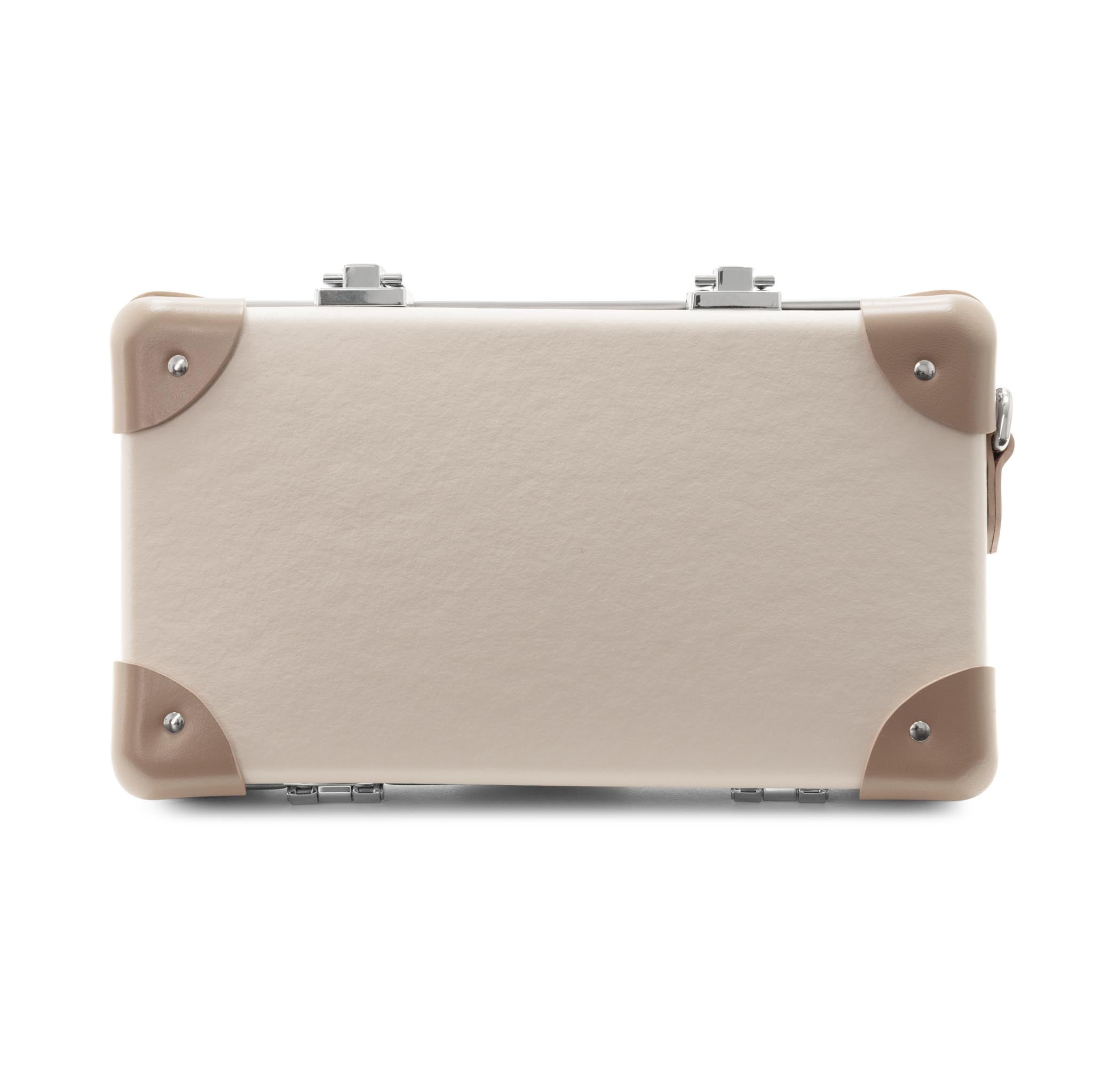 【12月中旬発売】ホームコレクション · シガートラベルケース | チョーク/モス/クロム