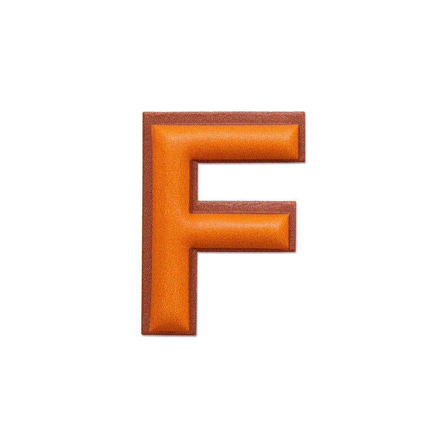 アルファベット · レザーステッカー | オレンジ/ブラウン | F – first image