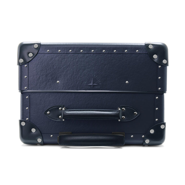 センテナリー · ミディアムチェックイン - 4ホイール | ネイビー