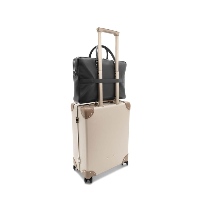 メトロポリス ブリーフケース ブラック | バッグ | グローブ