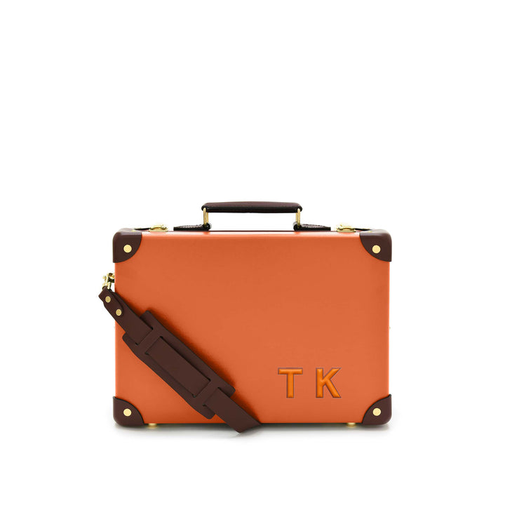 レザーステッカー · アルファベット T | オレンジ/ブラウン