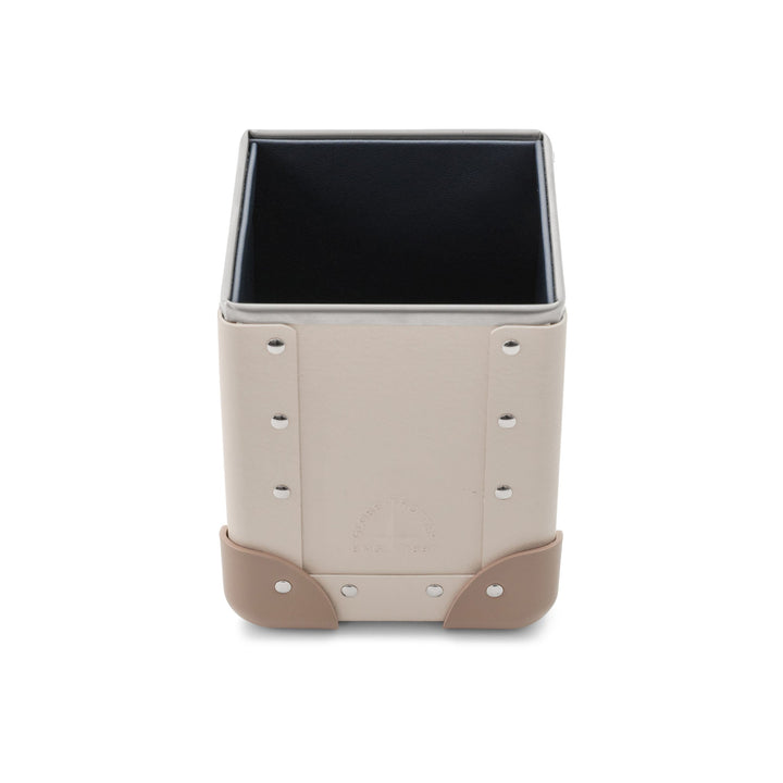 ホームコレクション · ラージペンホルダー | チョーク/モス/クロム