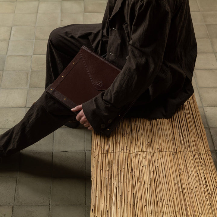 オリジナル · ドキュメントスリーブ | オックスブラッド/バーガンディ/ゴールド