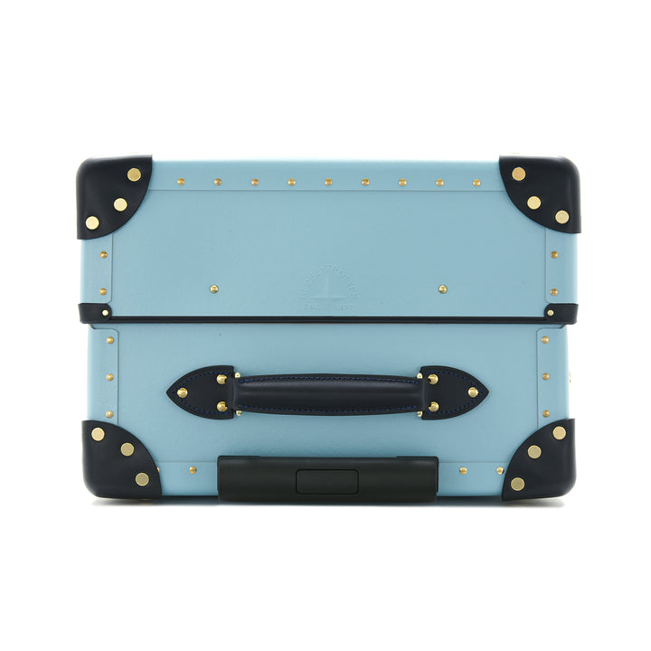 ピーナッツ · ミディアム チェックイン - 4ホイール | ライナスブルー/レッド